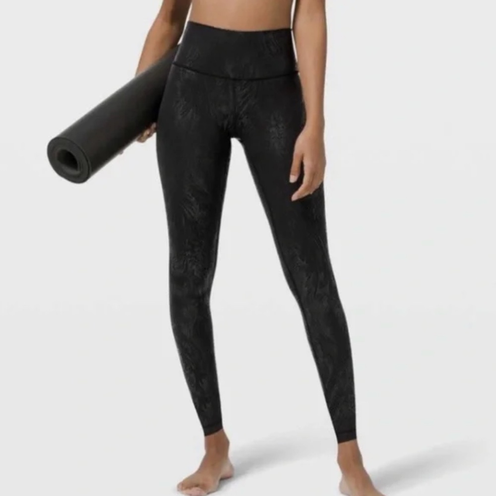 Lululemon Wunder Under High-Rise Tight 28” Luxtreme Black Foil, Size 4
